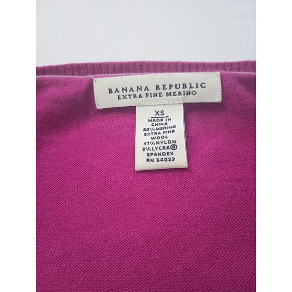 Banana Republic Extra Fine Merino Wool V-Neck Sweater Women XS Pull on - Picture 2 of 3